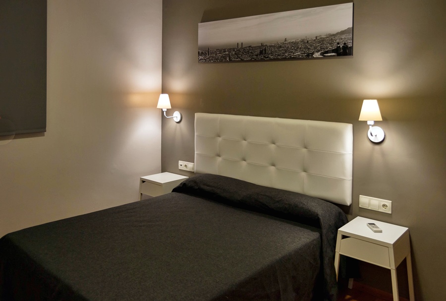 هتل Hostal Sant Pau بارسلونا