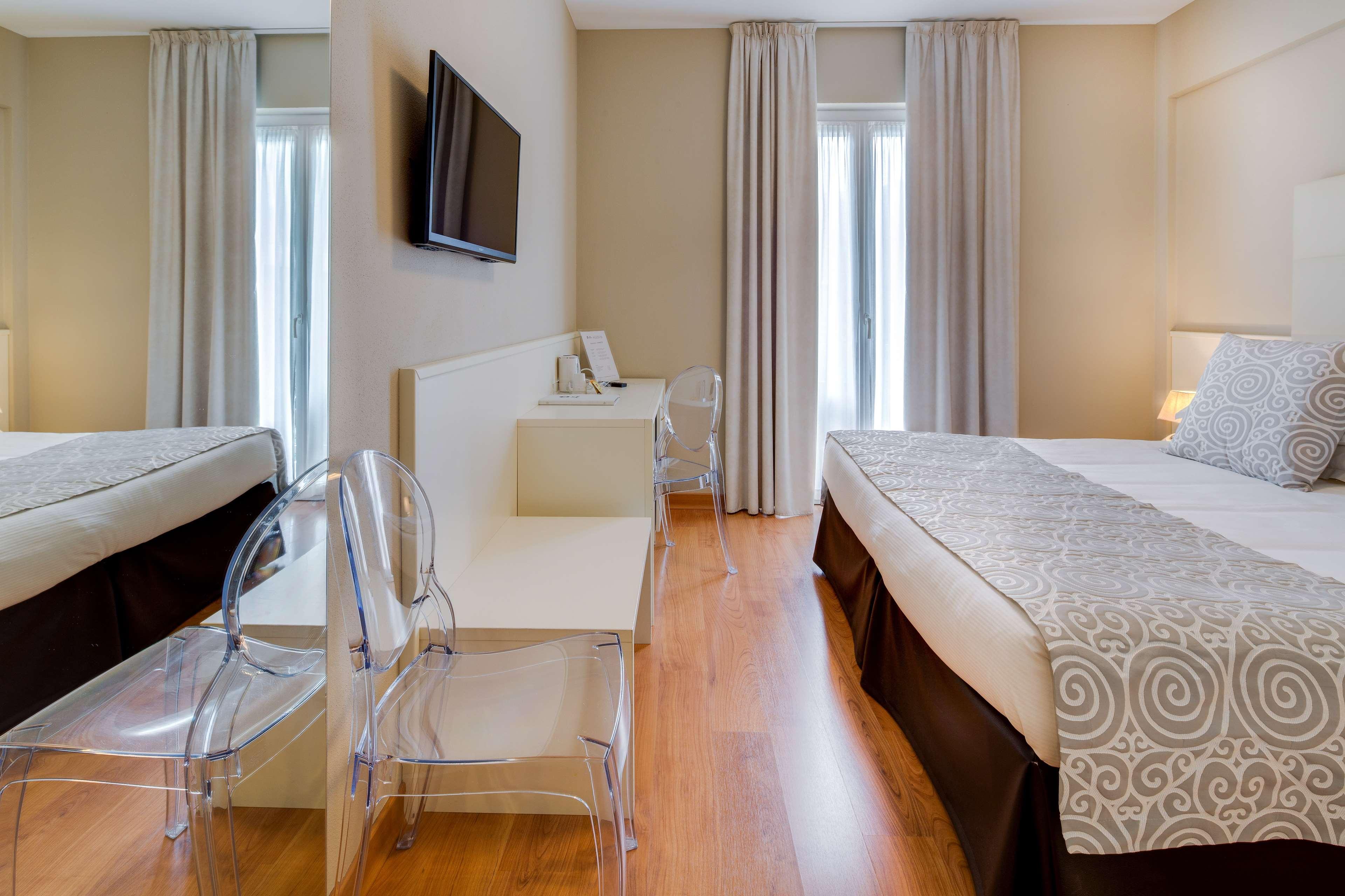 هتل Best Western Hotel Nuovo لکو