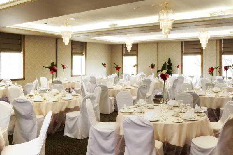 هتل Lord Elgin اوتاوا