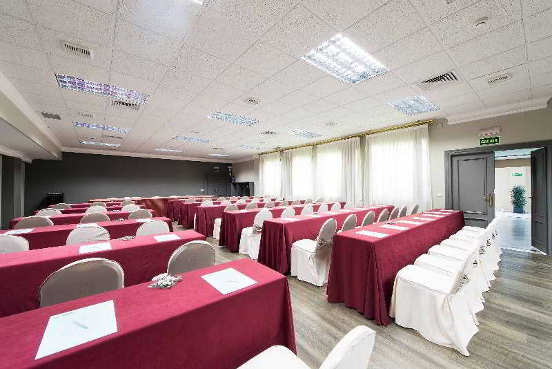 هتل Hotel Felipe IV Valladolid