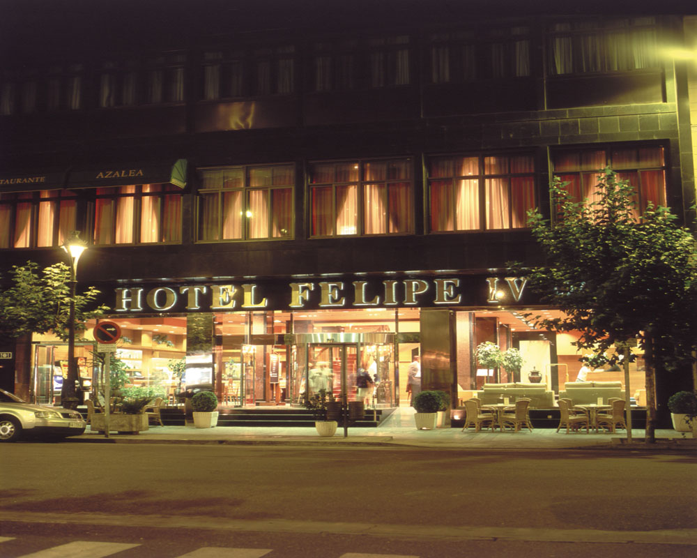هتل Hotel Felipe IV Valladolid