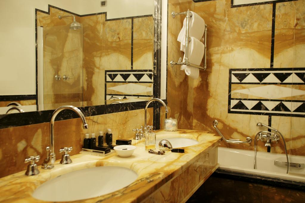 هتل Baglioni Hotel Regina رم