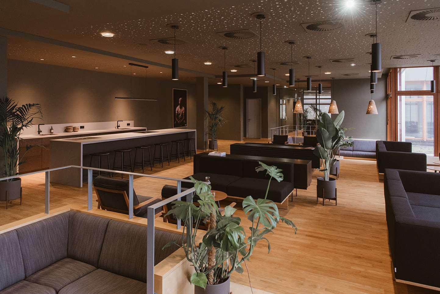 هتل Bold Campus Königstein im Taunus