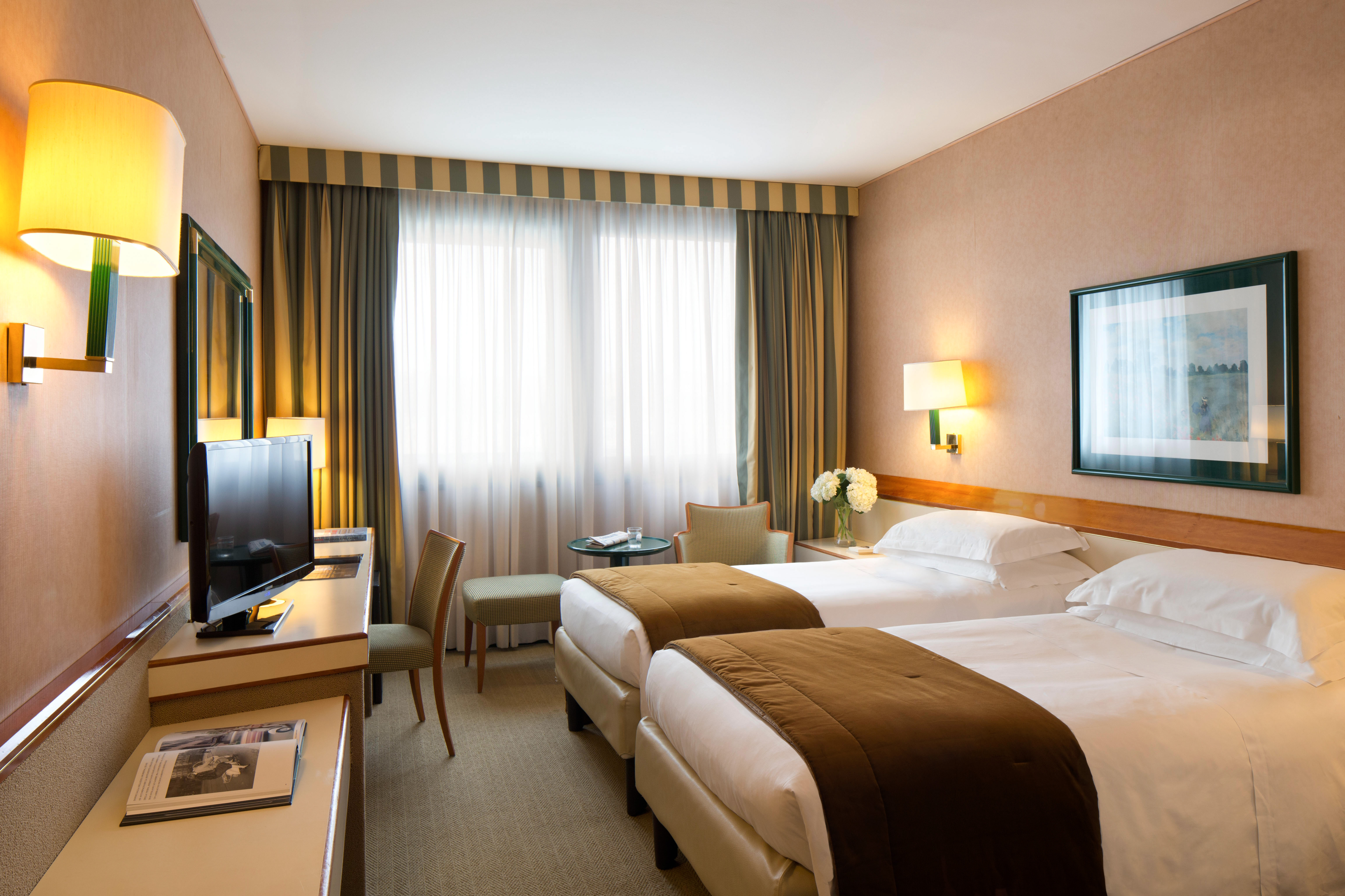 هتل Starhotels President گنوآ