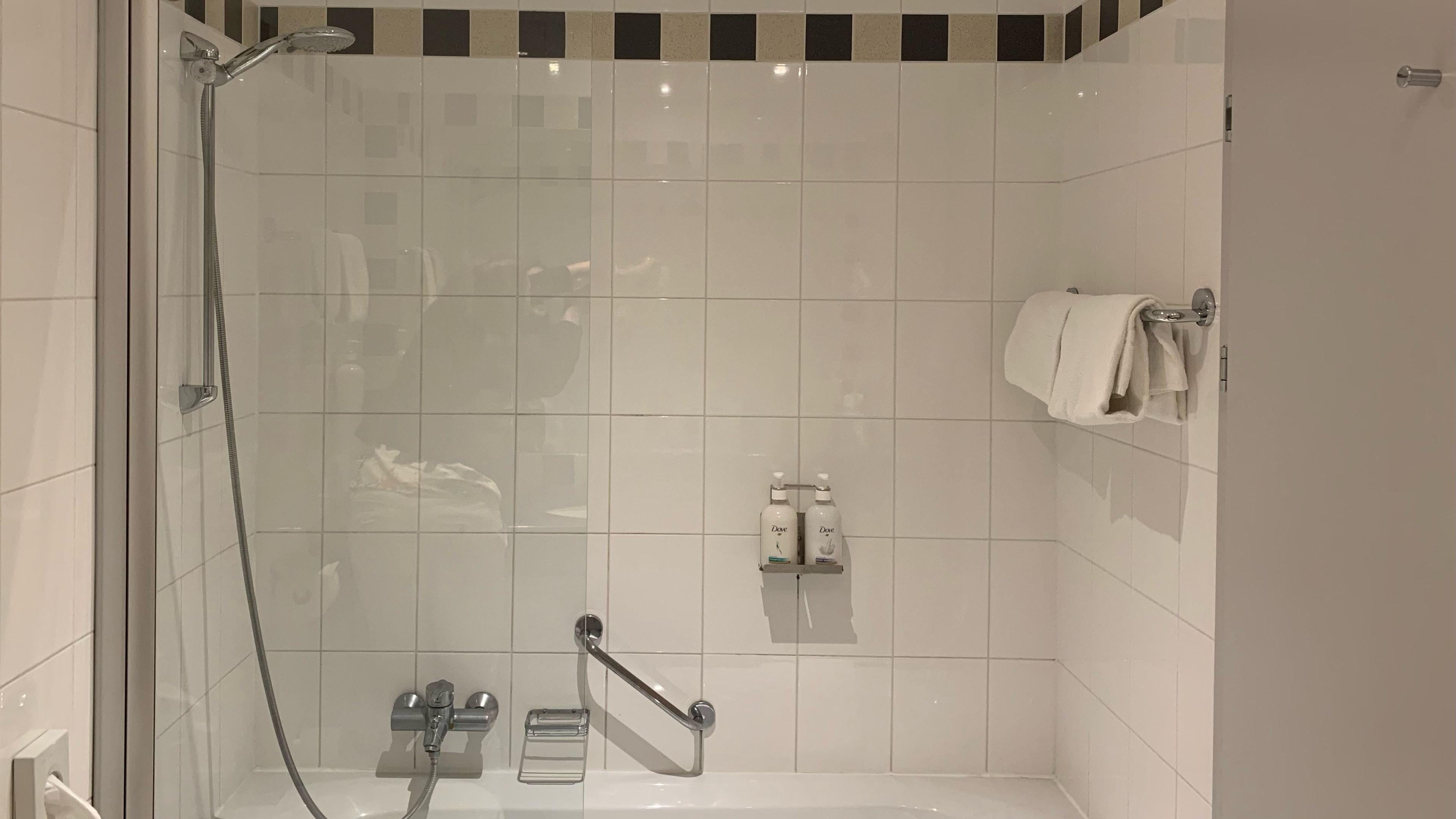 هتل Holiday Inn Salzburg City Salzburg