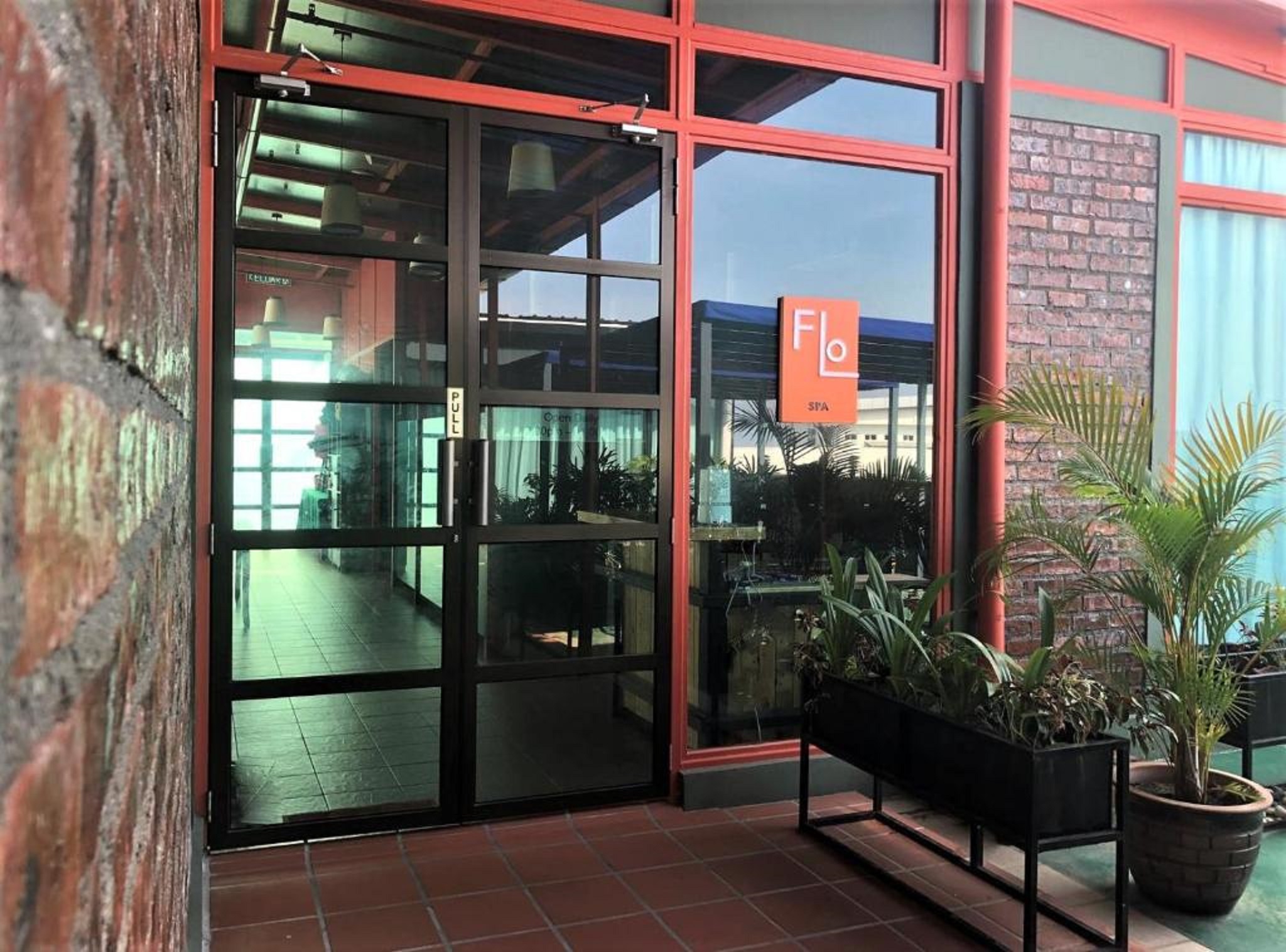 هتل Nadias Hotel Cenang Langkawi لنکاوی