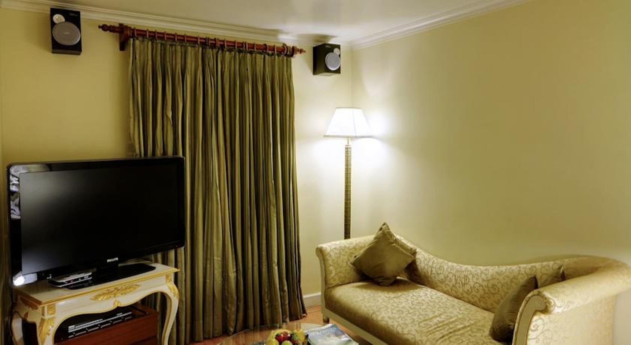 هتل Lemon Tree Premier The Atrium Ahmedabad احمد آباد