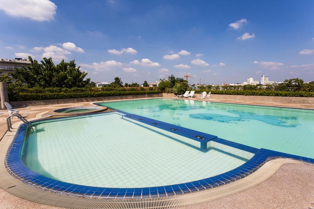 هتل Town In Town Hotel Bangkok بانگکوک