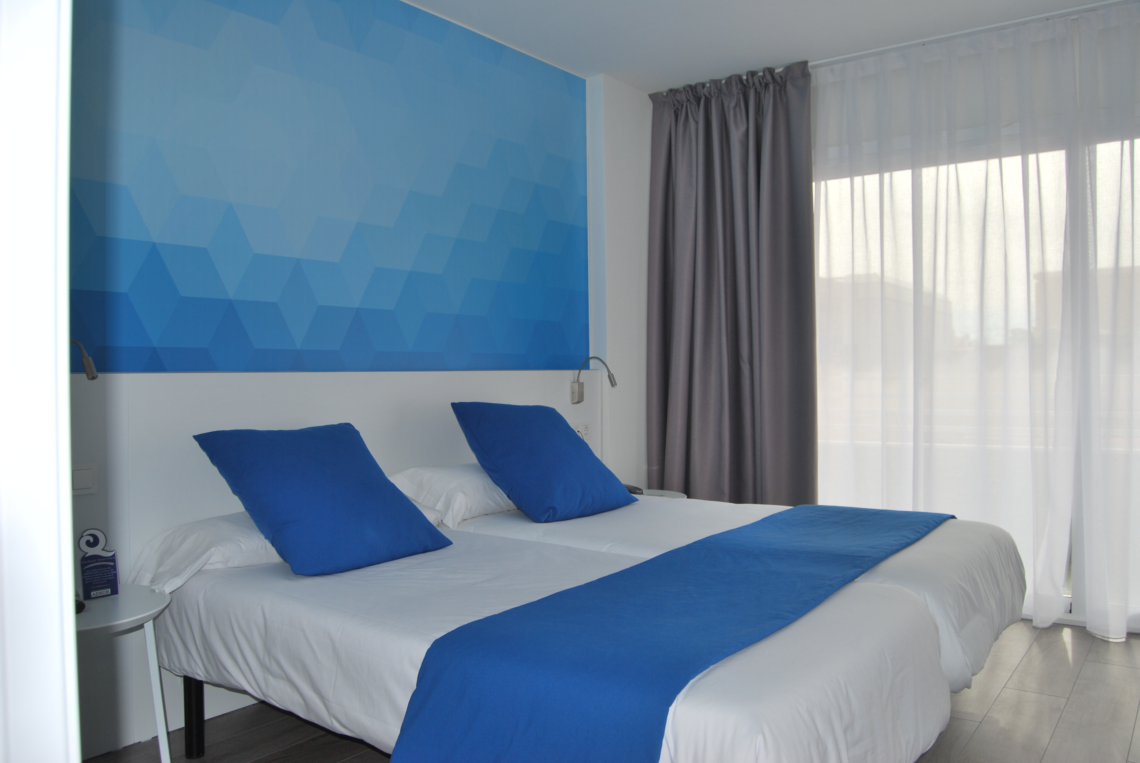 هتل Estudiotel Alicante Alicante