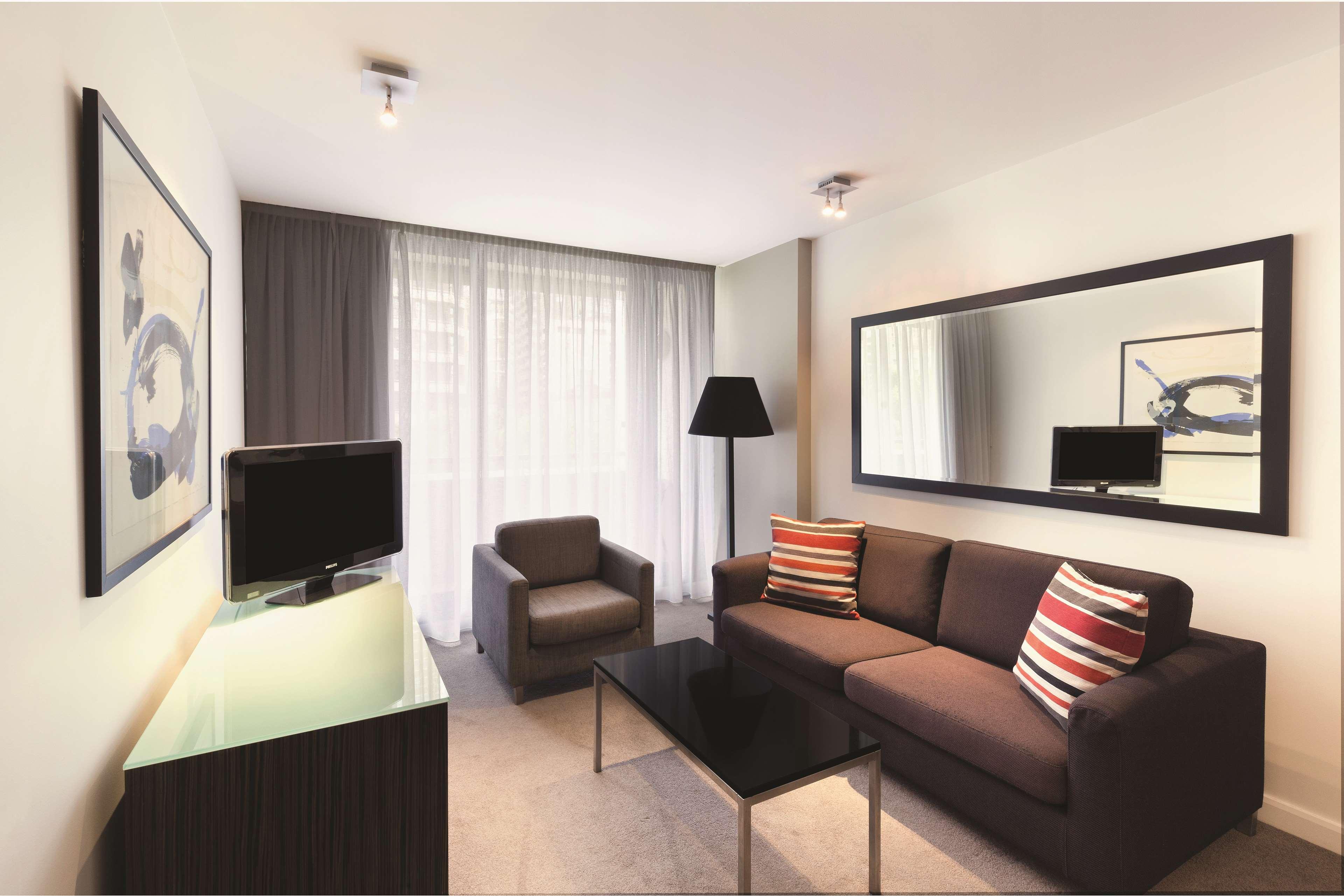هتل Adina Apartment Hotel Sydney Harbourside Sydney