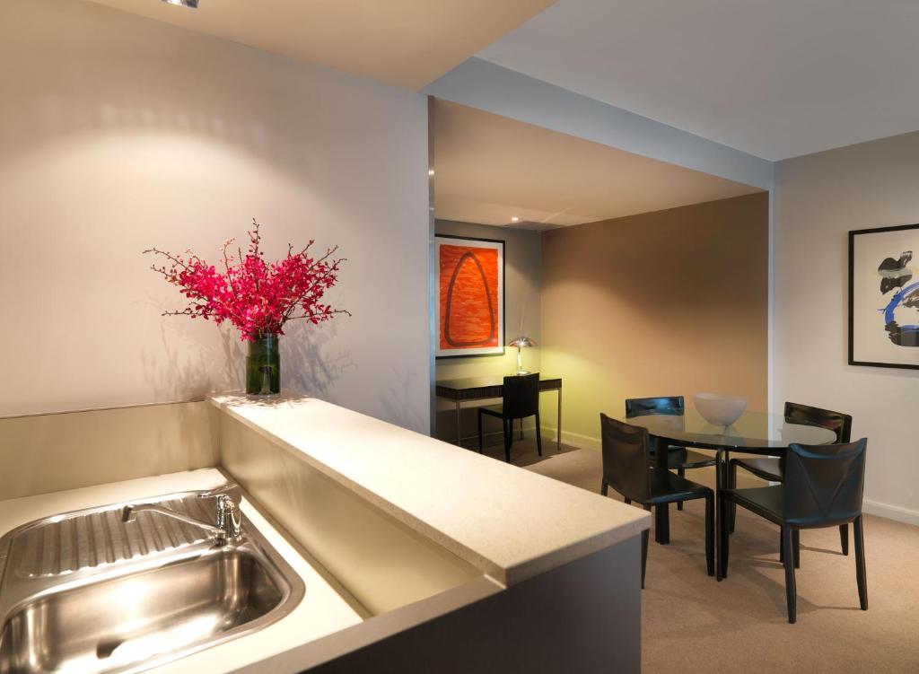 هتل Adina Apartment Hotel Sydney Harbourside Sydney