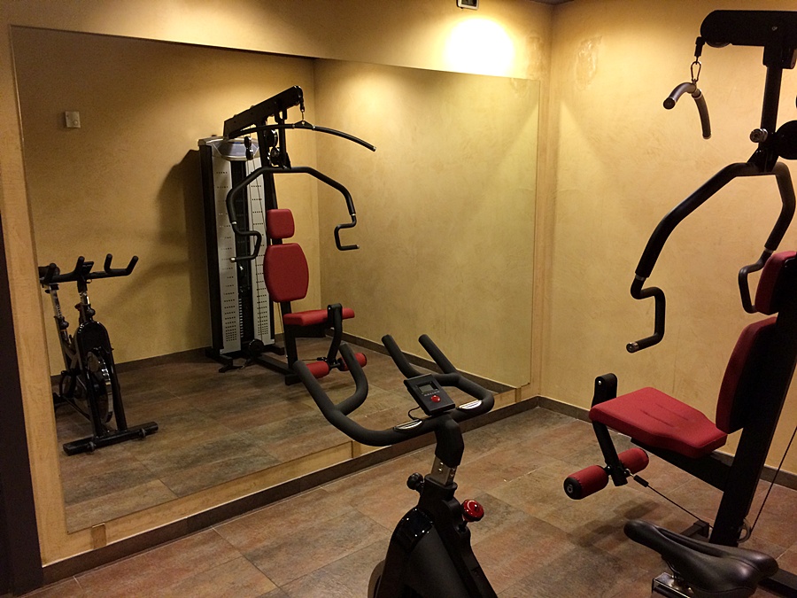 هتل Acevi Villarroel بارسلونا