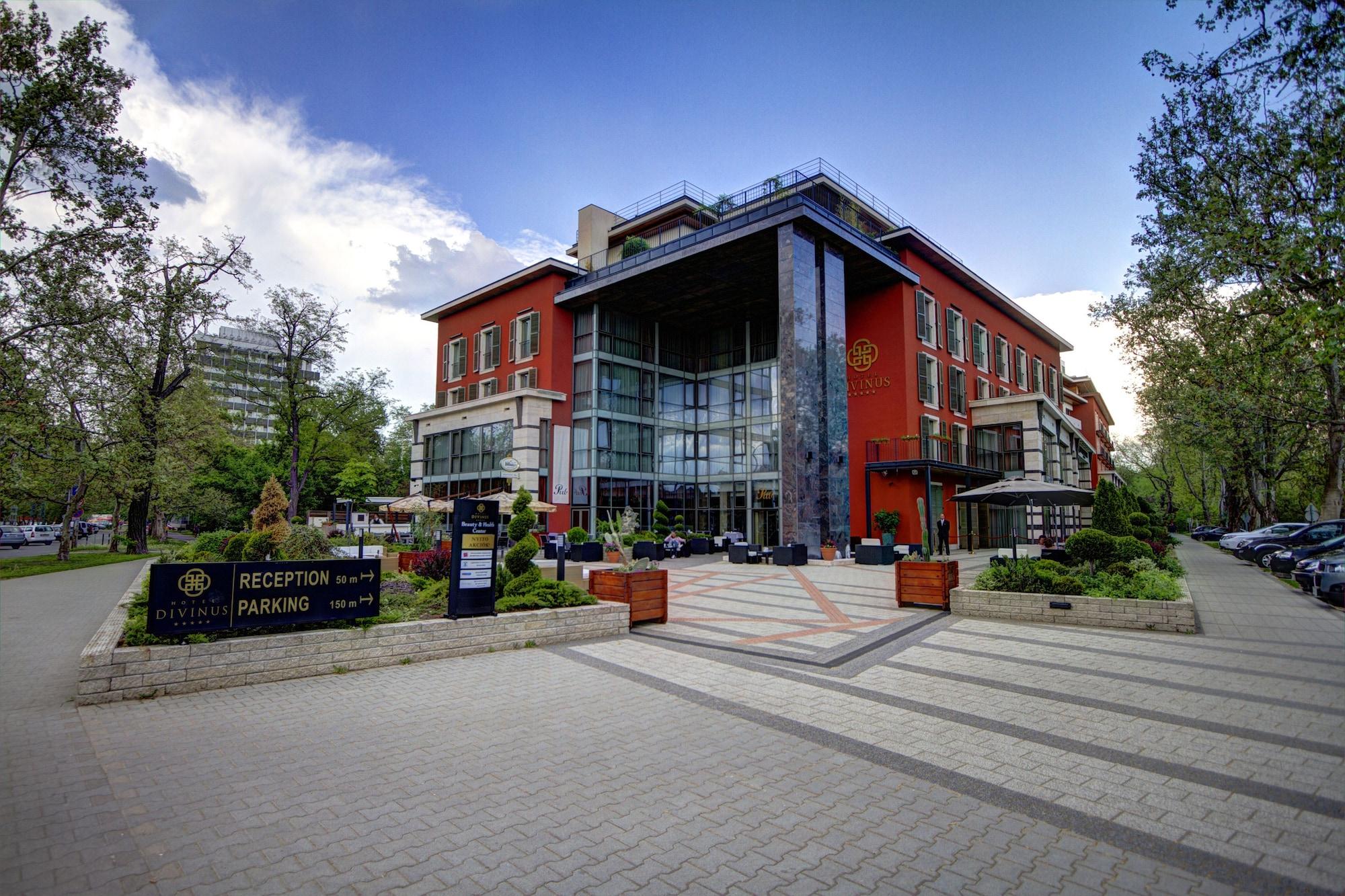 Alibaba https://cdn.alibaba.ir/ostorage/hotel/images/329F3608/9E04FDF09C2030C47EBB96AD16D289AC.jpg
