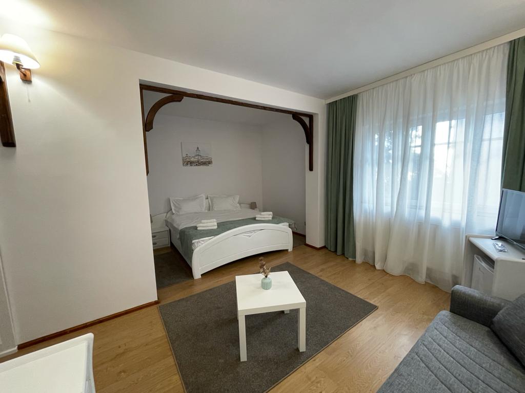 هتل Vila Zorile Poiana Brasov
