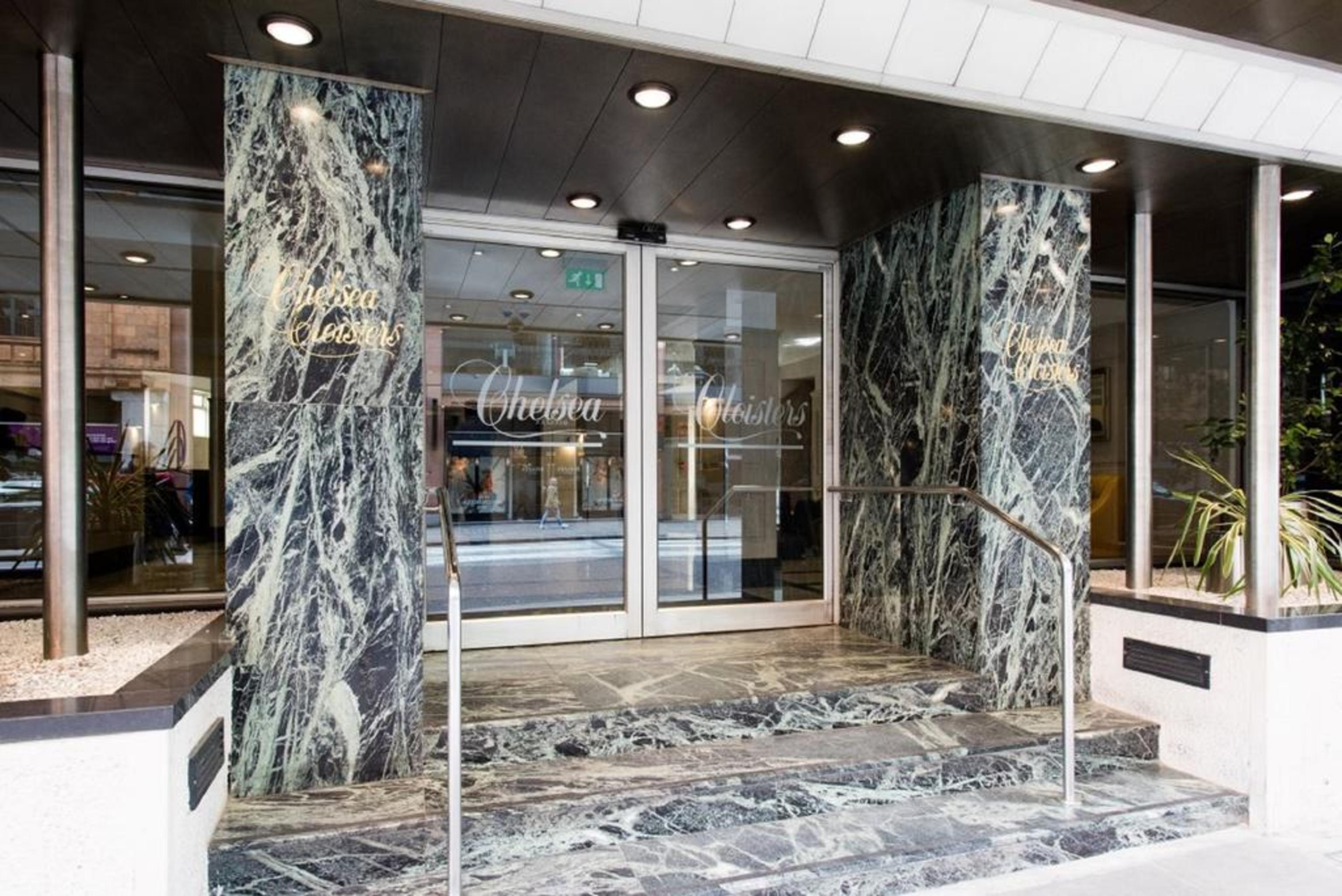 Alibaba https://cdn.alibaba.ir/ostorage/hotel/images/32F509E3/1B428D8E8E84A1999360E676E936F33C.jpg