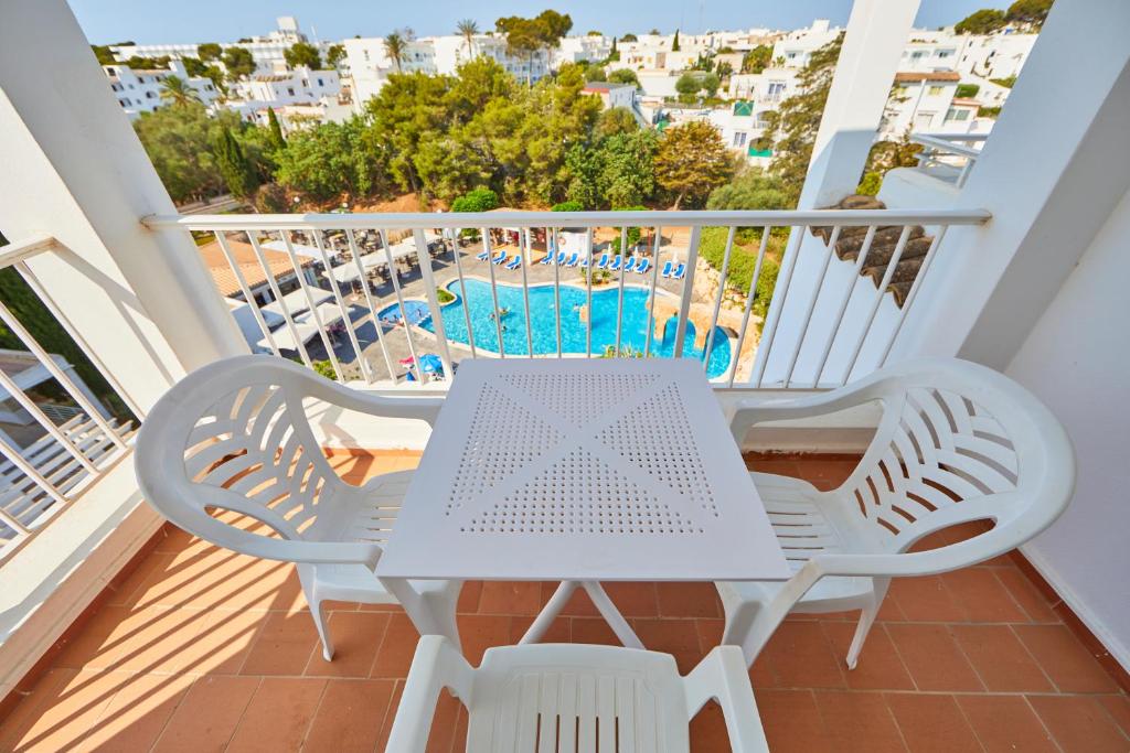 هتل OLA Apartamentos Cala d' Or Cala d'Or