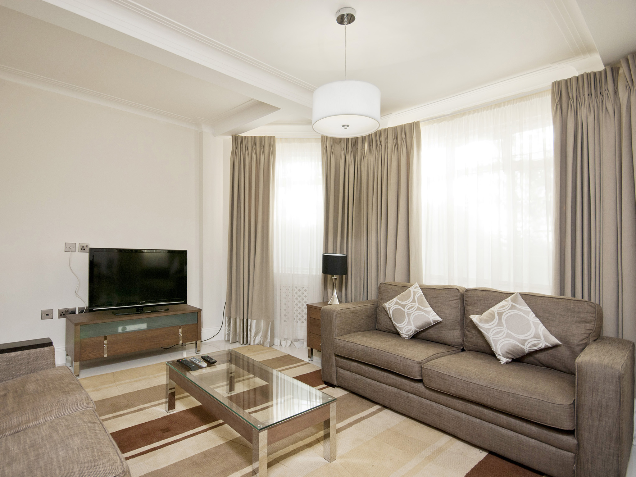 هتل Fountain House Apartments لندن