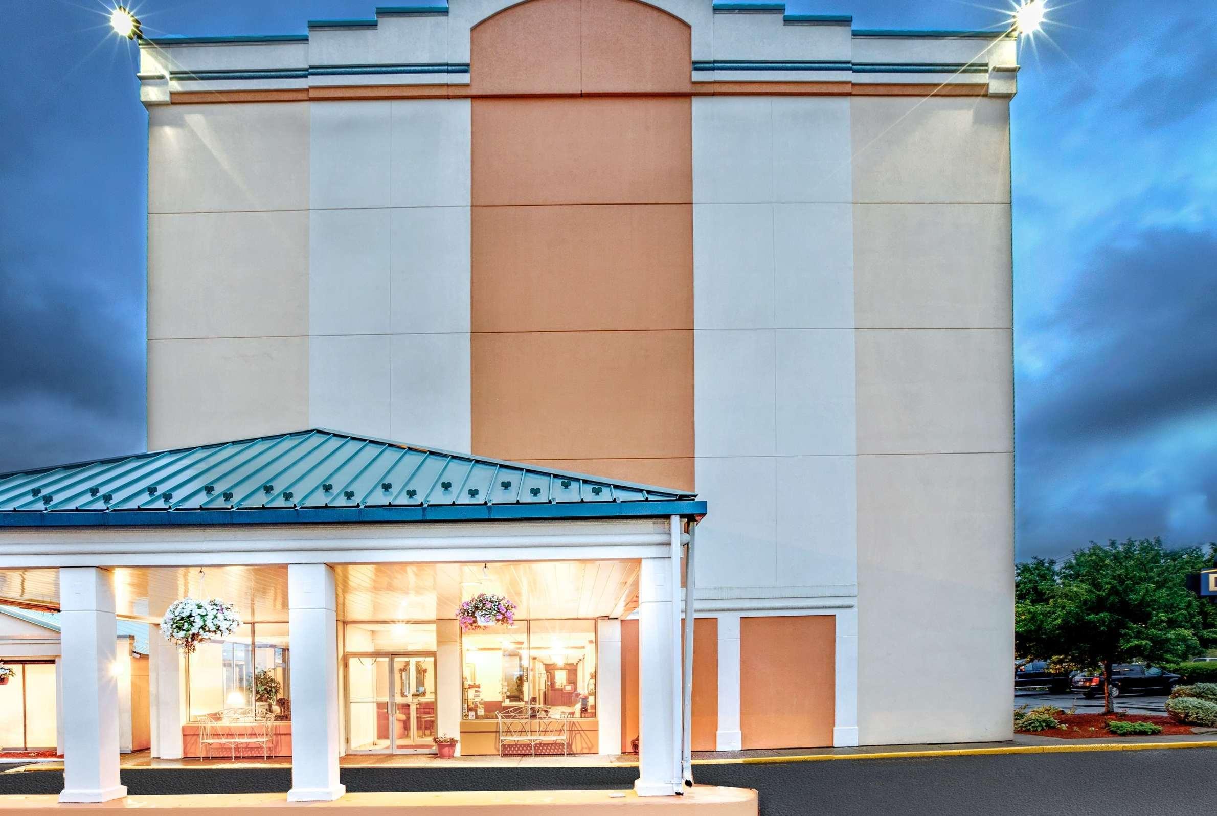 هتل Days Inn Bath Hammondsport Bath