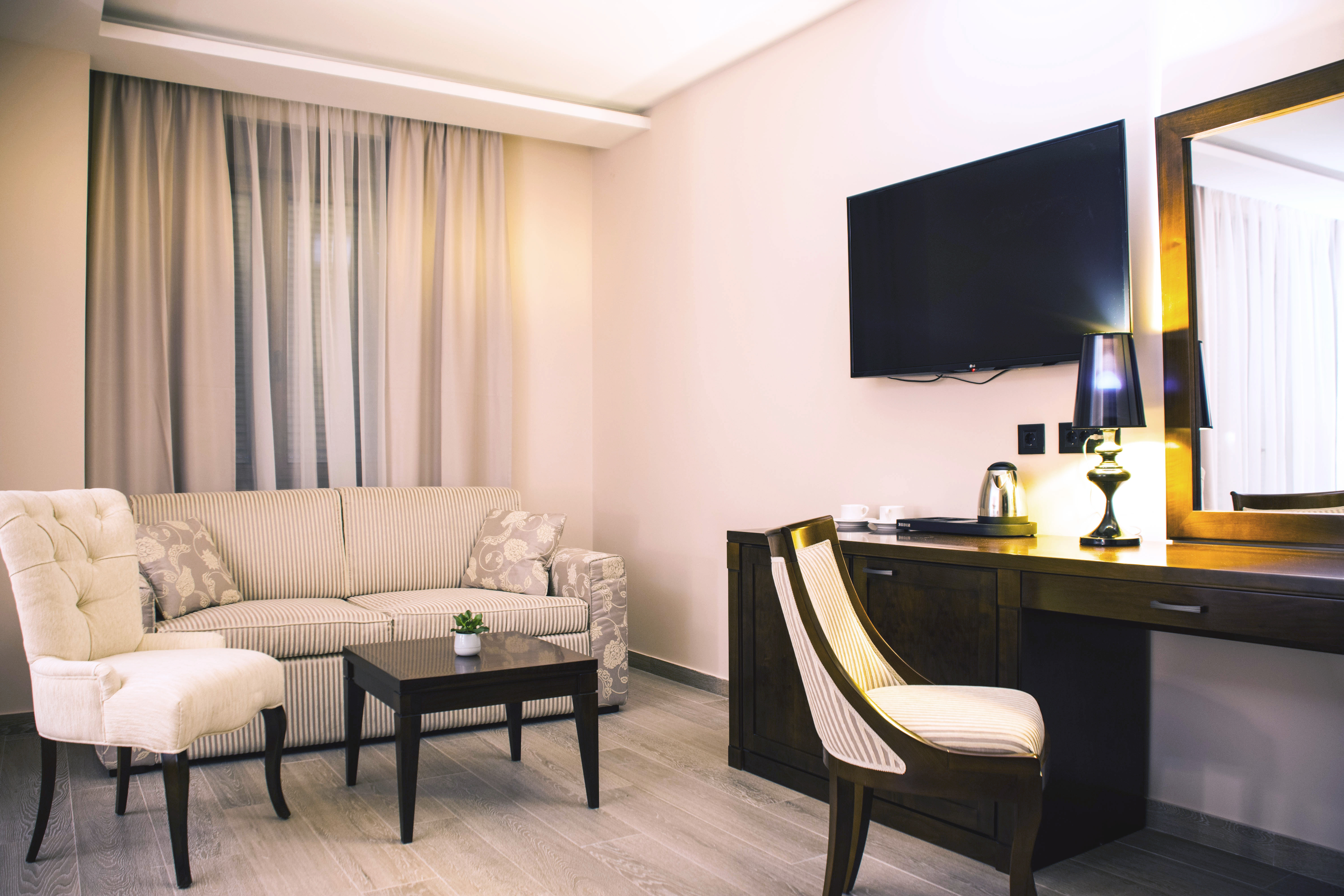 هتل Xenon Hotel بلگراد