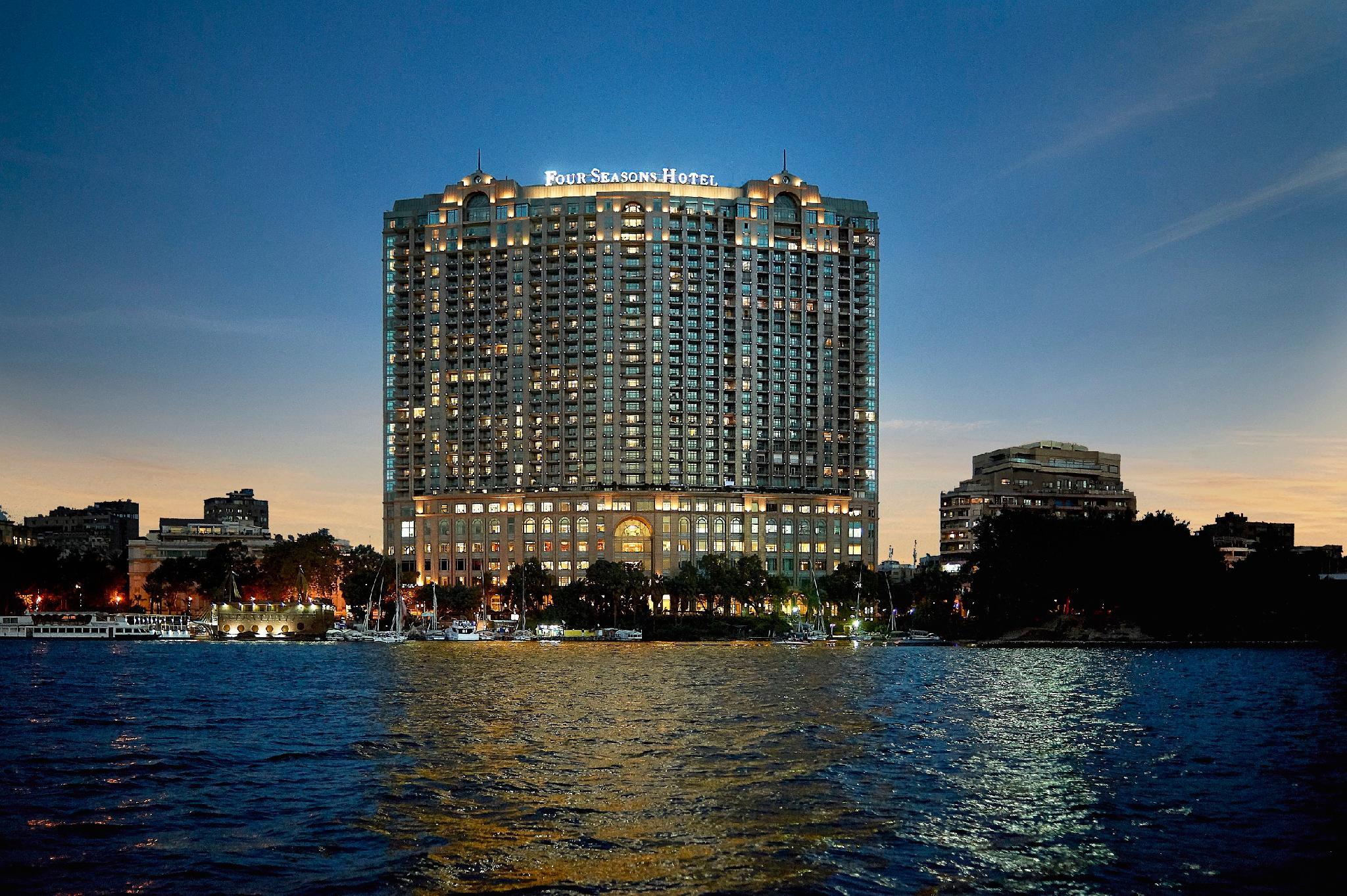 هتل Four Seasons Hotel Cairo at Nile Plaza قاهره