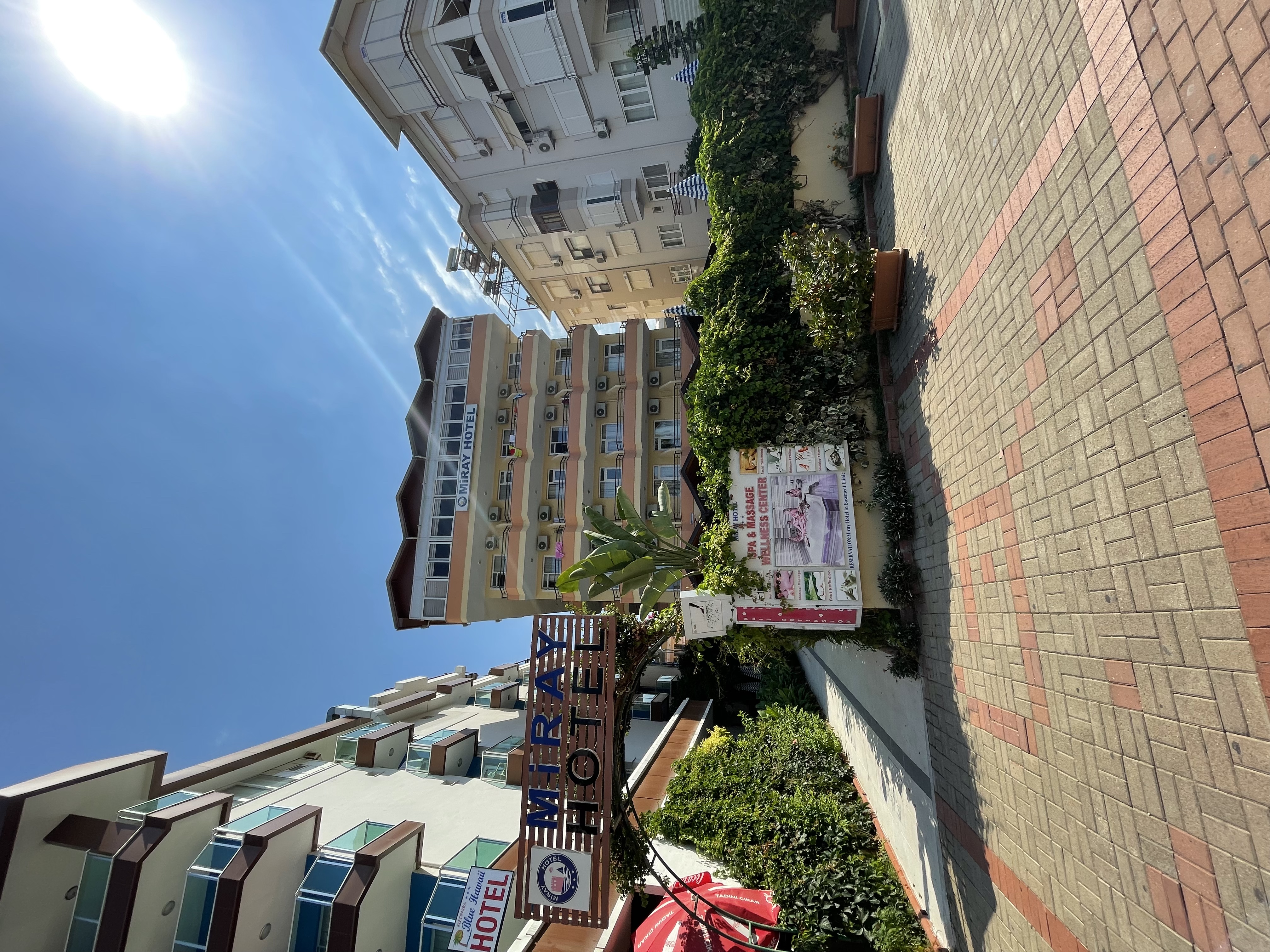 Alibaba https://cdn.alibaba.ir/ostorage/hotel/images/3574C860/FA296E5F9B76814124103606AB709C83.jpg