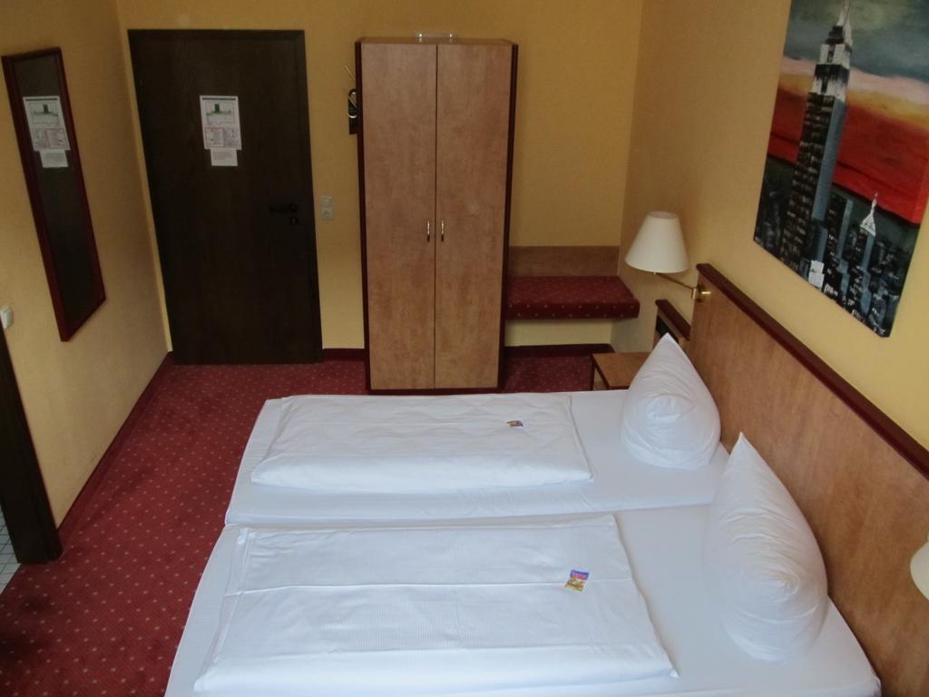 هتل Hotel Astor Wuppertal Wuppertal