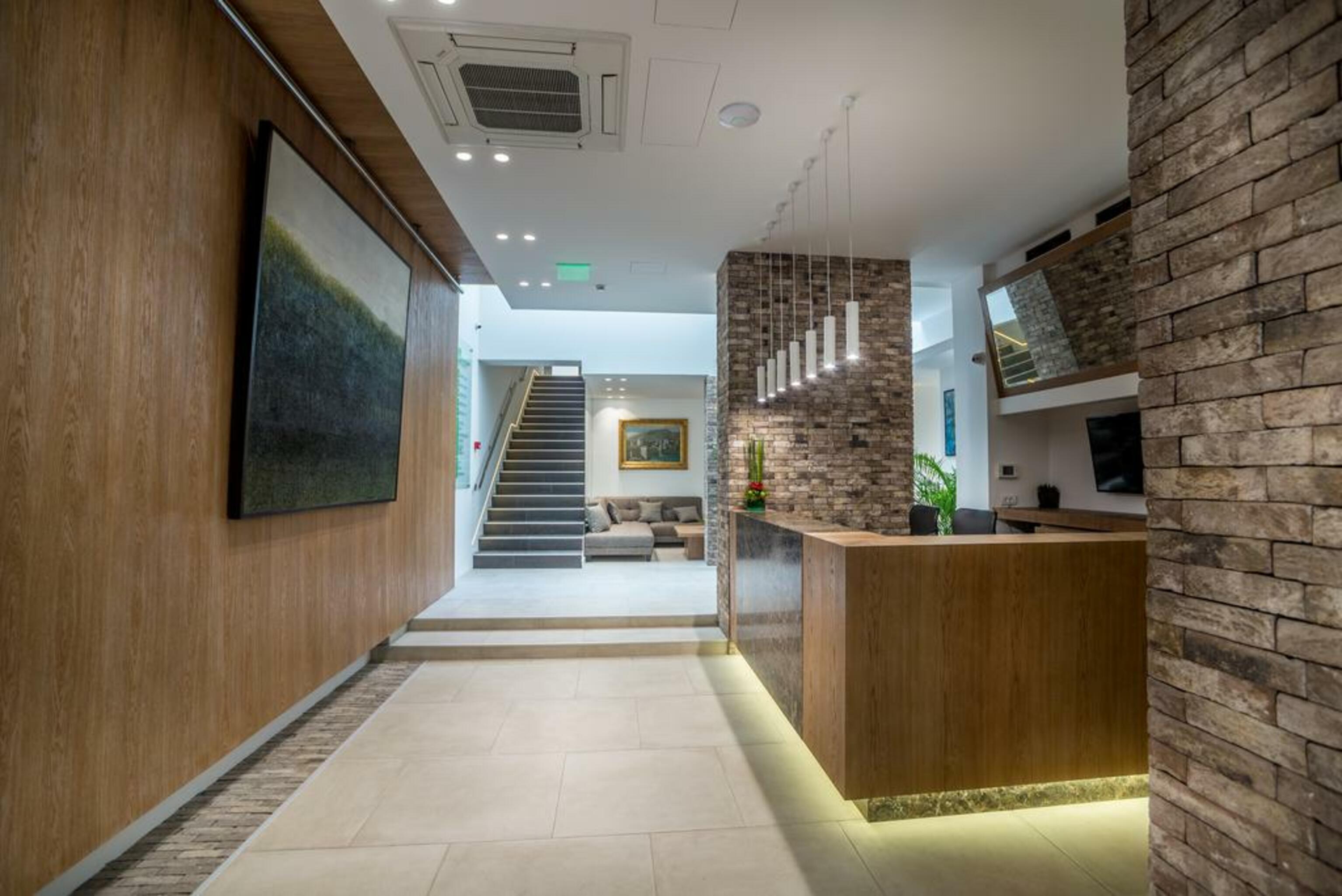 هتل Hotel Belgrade Inn بلگراد