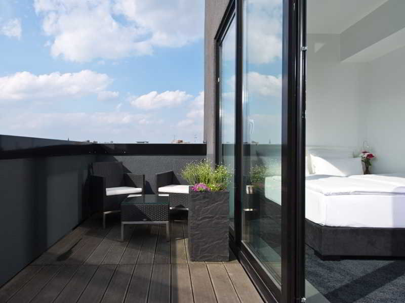 هتل Hotel Lindemann's برلین