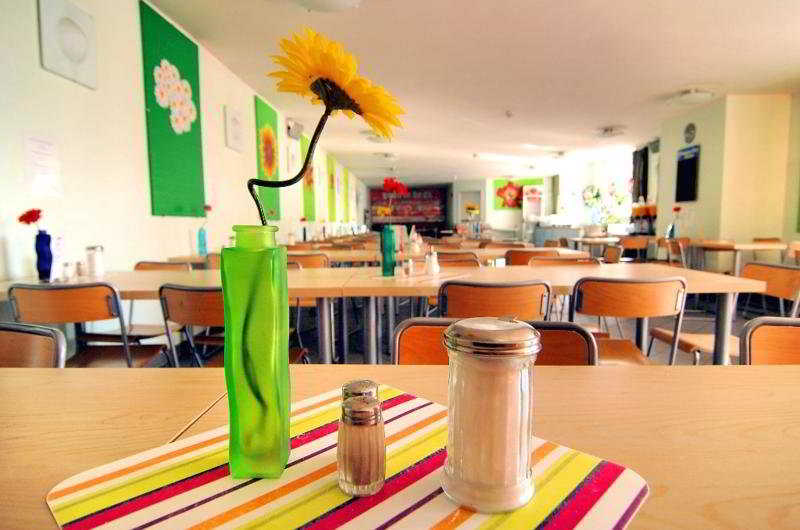 هتل Meininger Hotel München City Center مونیخ