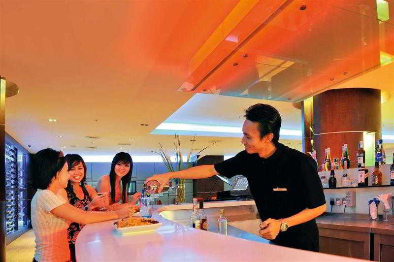 هتل The Klagan Regency Hotel Kota Kinabalu