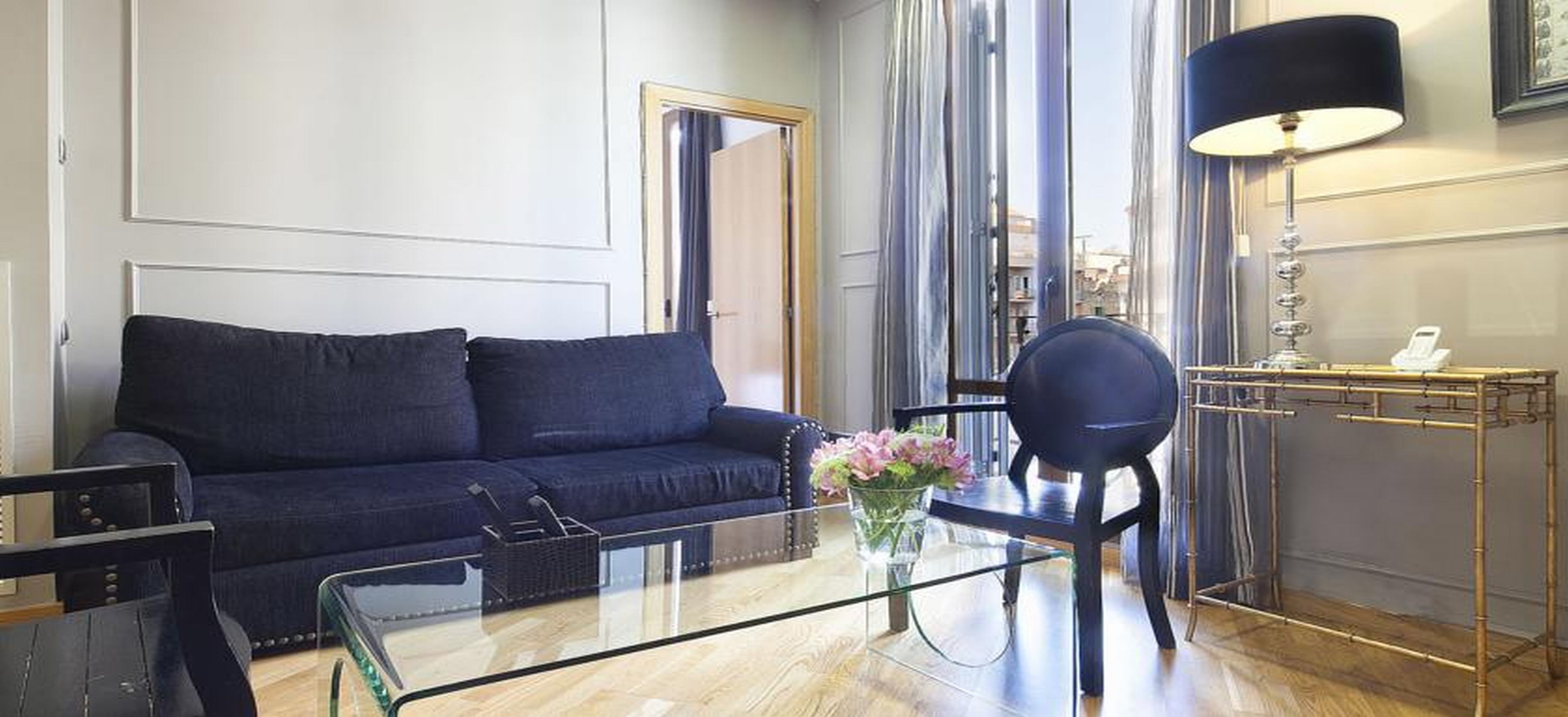 هتل Uma Suites Luxury Midtown بارسلونا