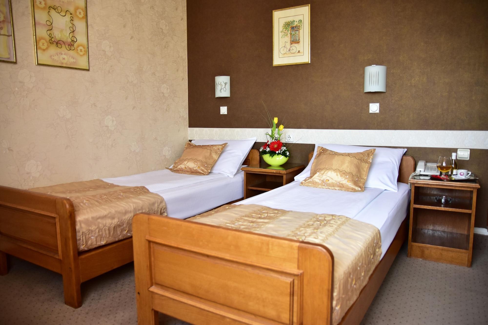 هتل Garni Hotel Lav بلگراد