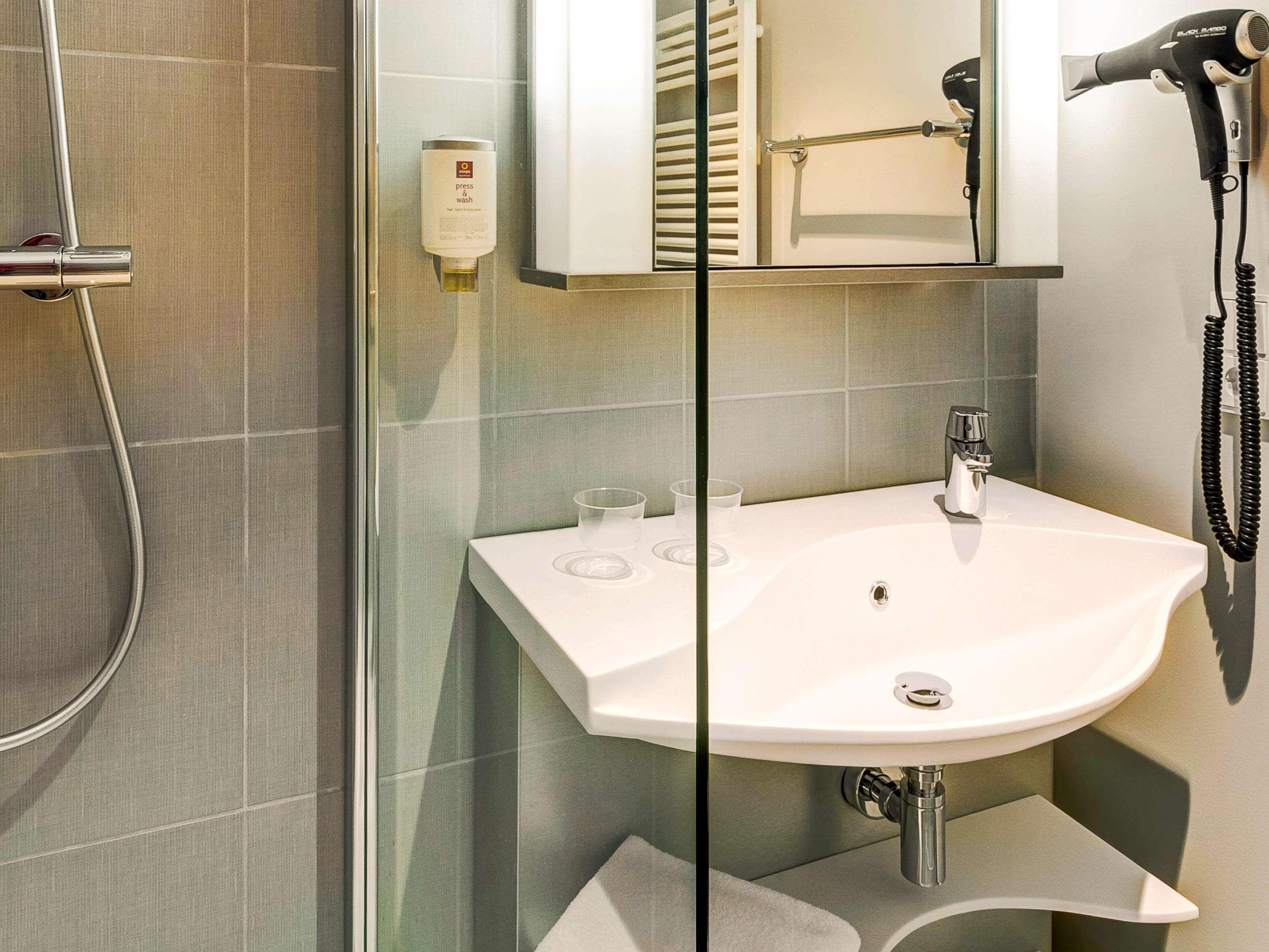 هتل Aparthotel Adagio Frankfurt City Messe فرانکفورت