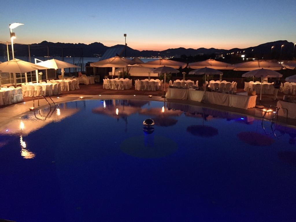 هتل La Isla Resort Pontecagnano Faiano