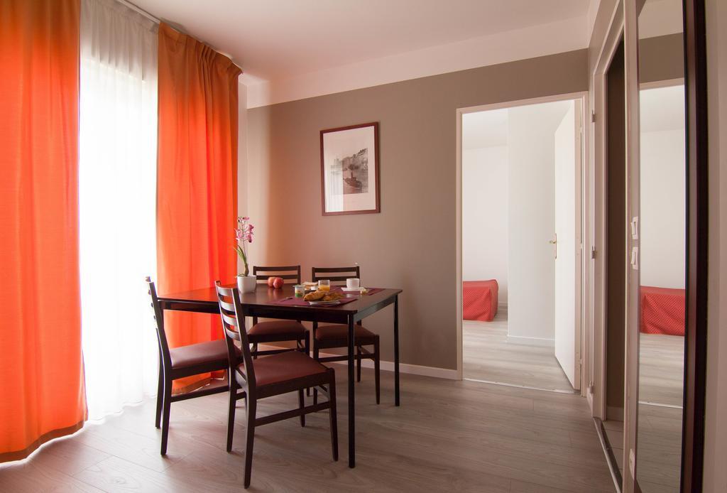 هتل Residence Du Parc Montevrain