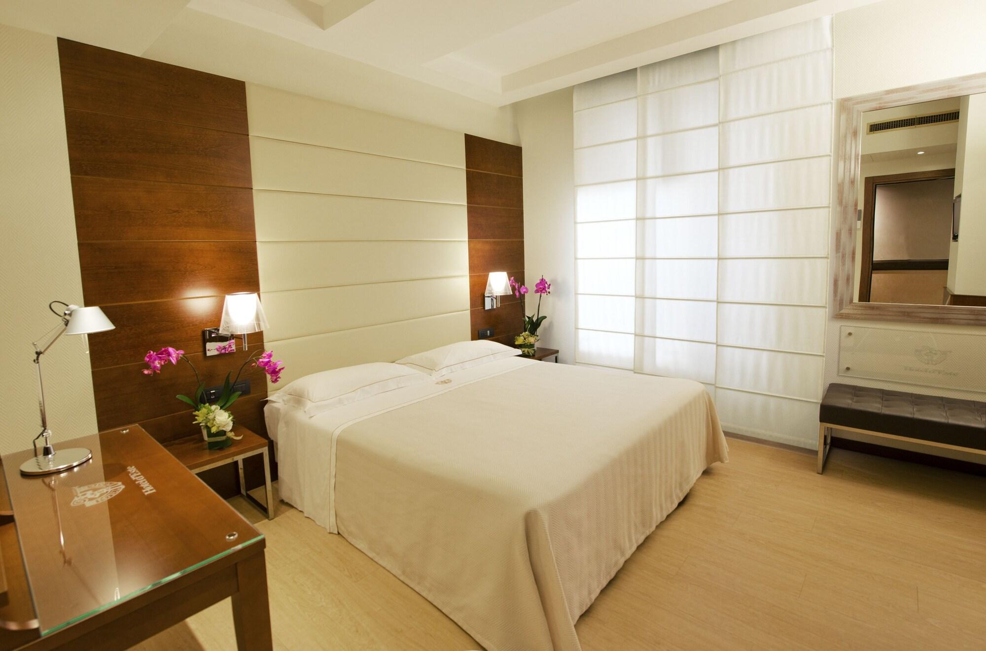 هتل D'Este میلان