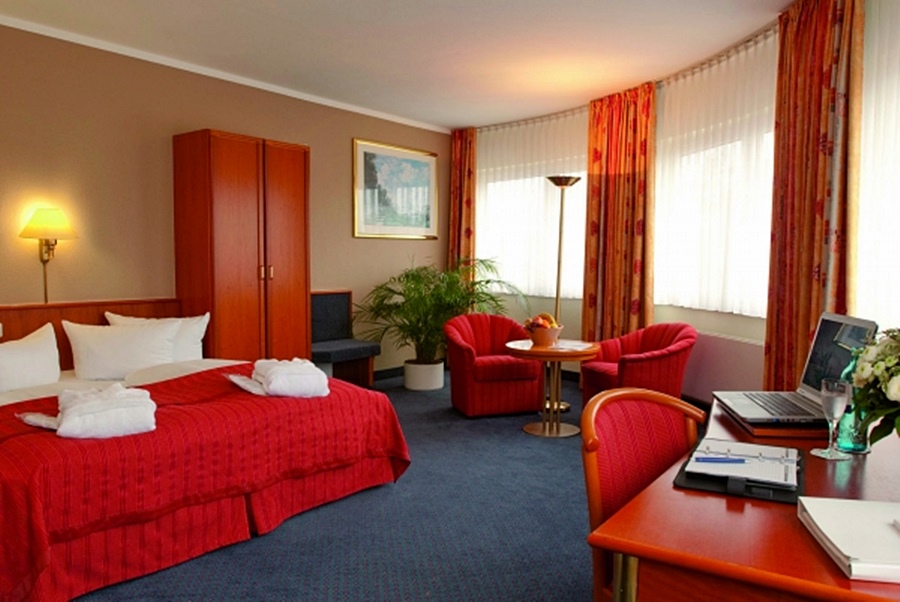 هتل H+ Hotel Darmstadt Darmstadt