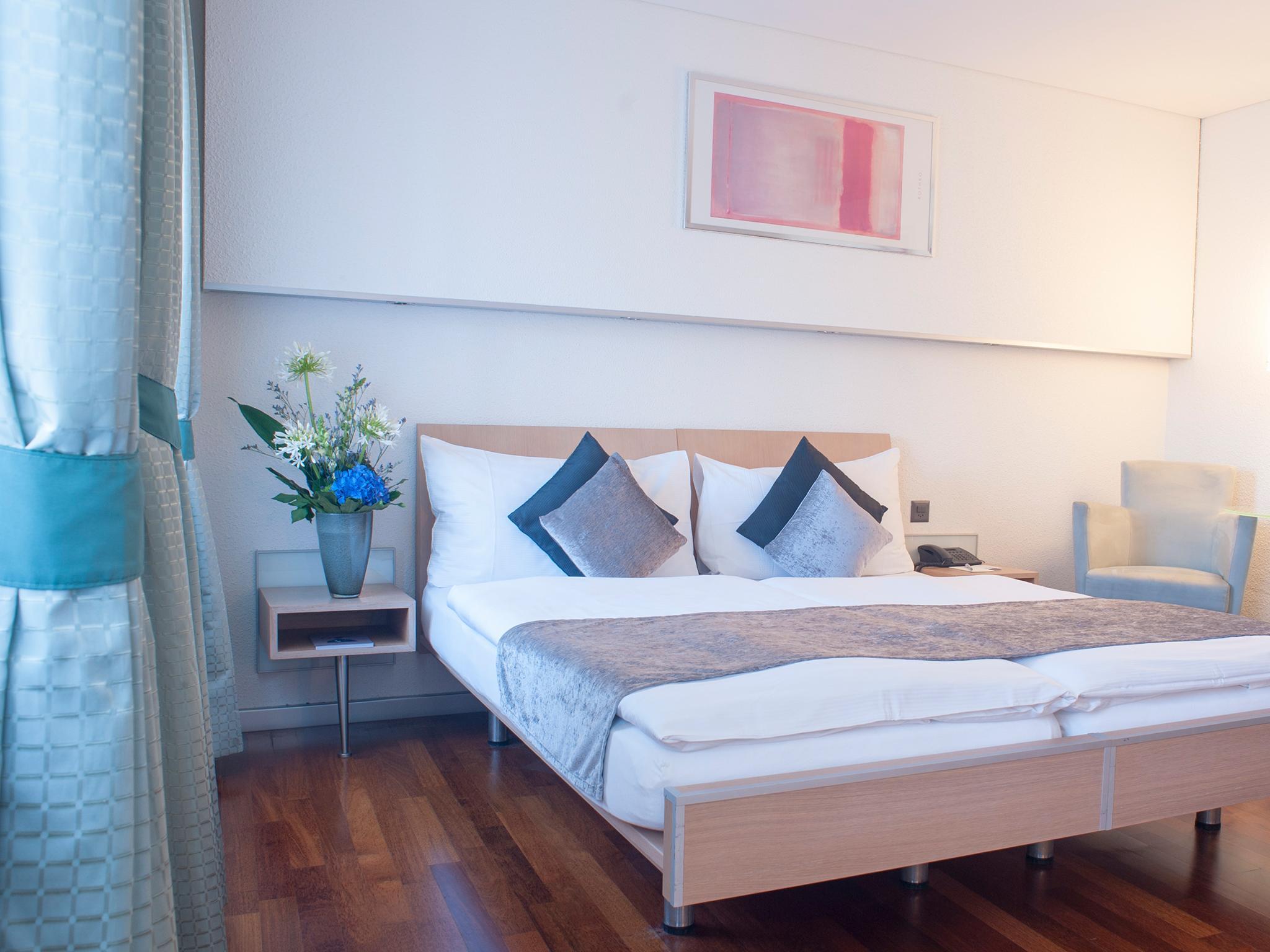 هتل کرون اونترستراس زوریخ