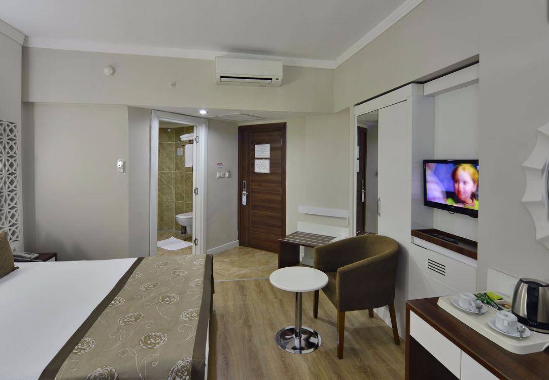 هتل لیندا ریزورت Titreyengöl