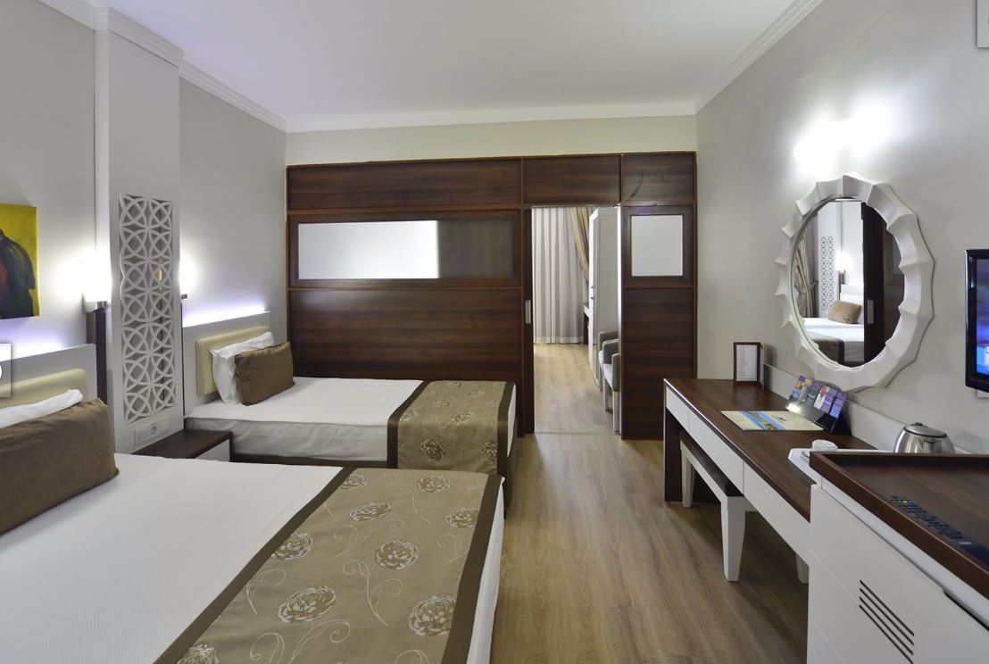 هتل لیندا ریزورت Titreyengöl