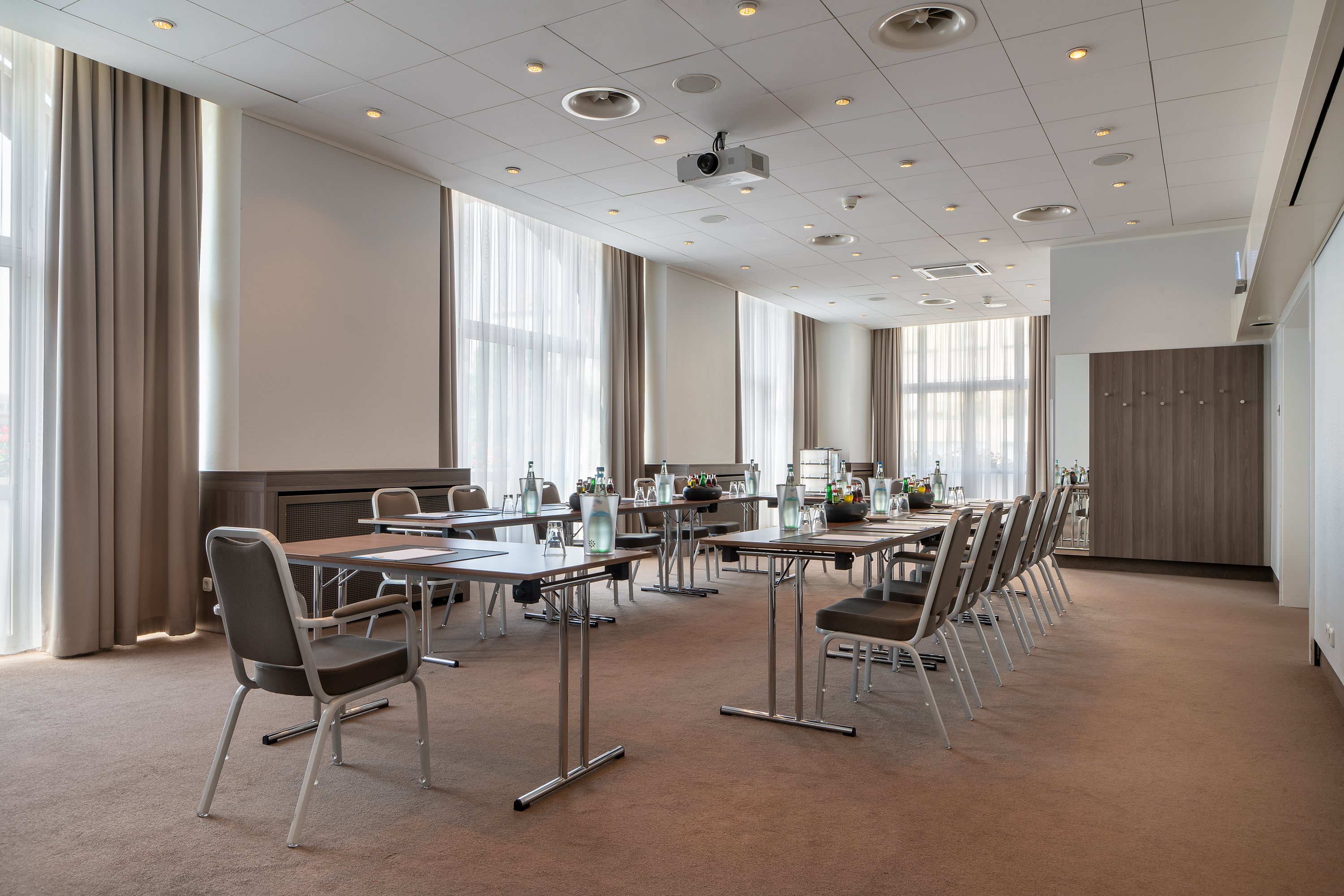 هتل Select Hotel Handelshof Essen Essen