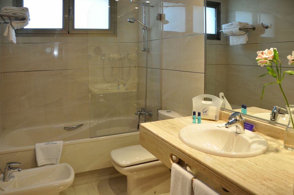 هتل Clement Barajas مادرید