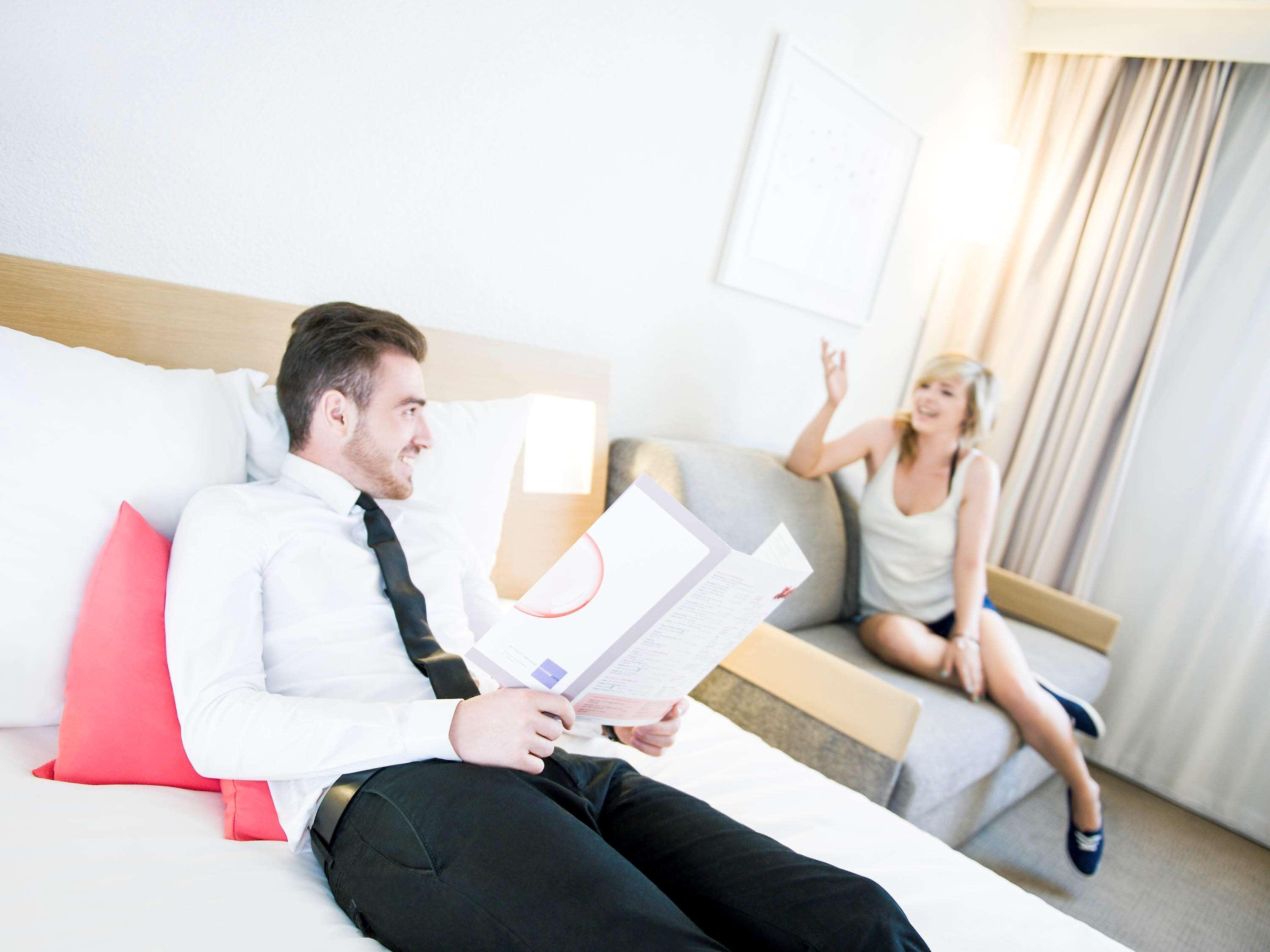 هتل Novotel London West لندن