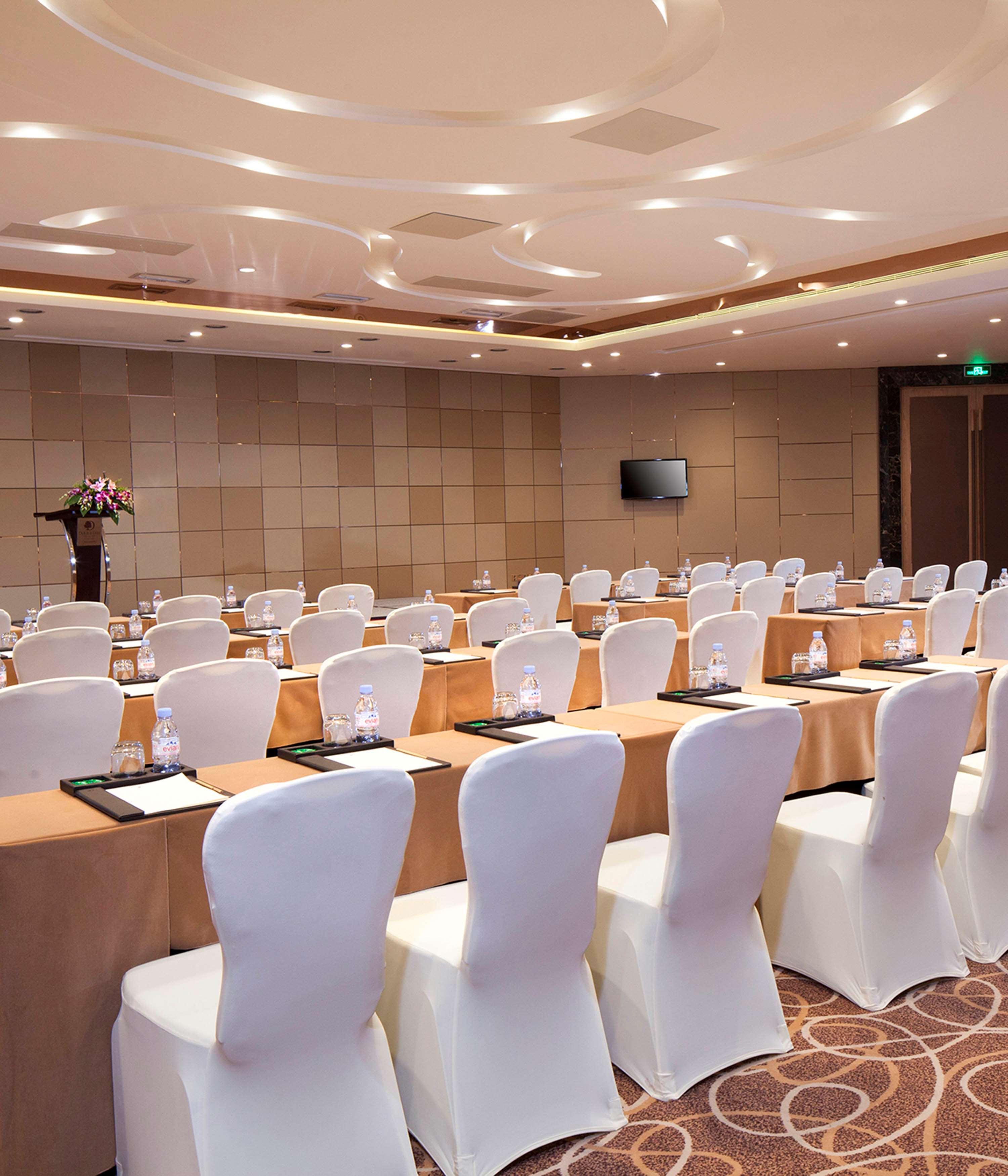 Alibaba https://cdn.alibaba.ir/ostorage/hotel/images/3EF82089/2268CFAFA9AEC39F0400EC8B6386E6C3.jpg