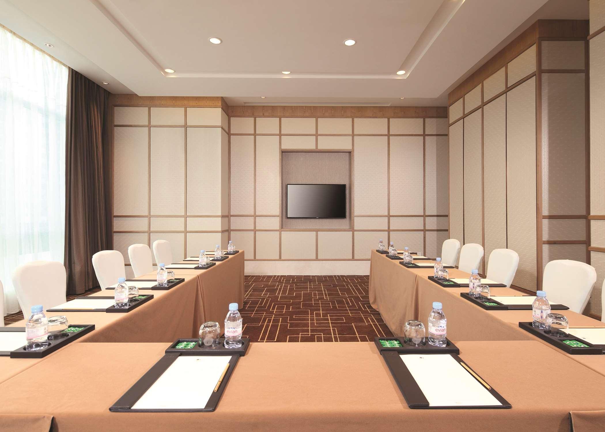 هتل Doubletree By Hilton Guangzhou گوانجو