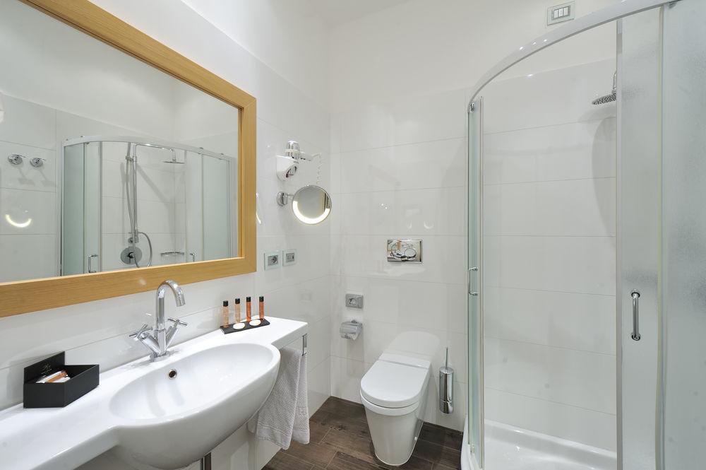 هتل Canada میلان