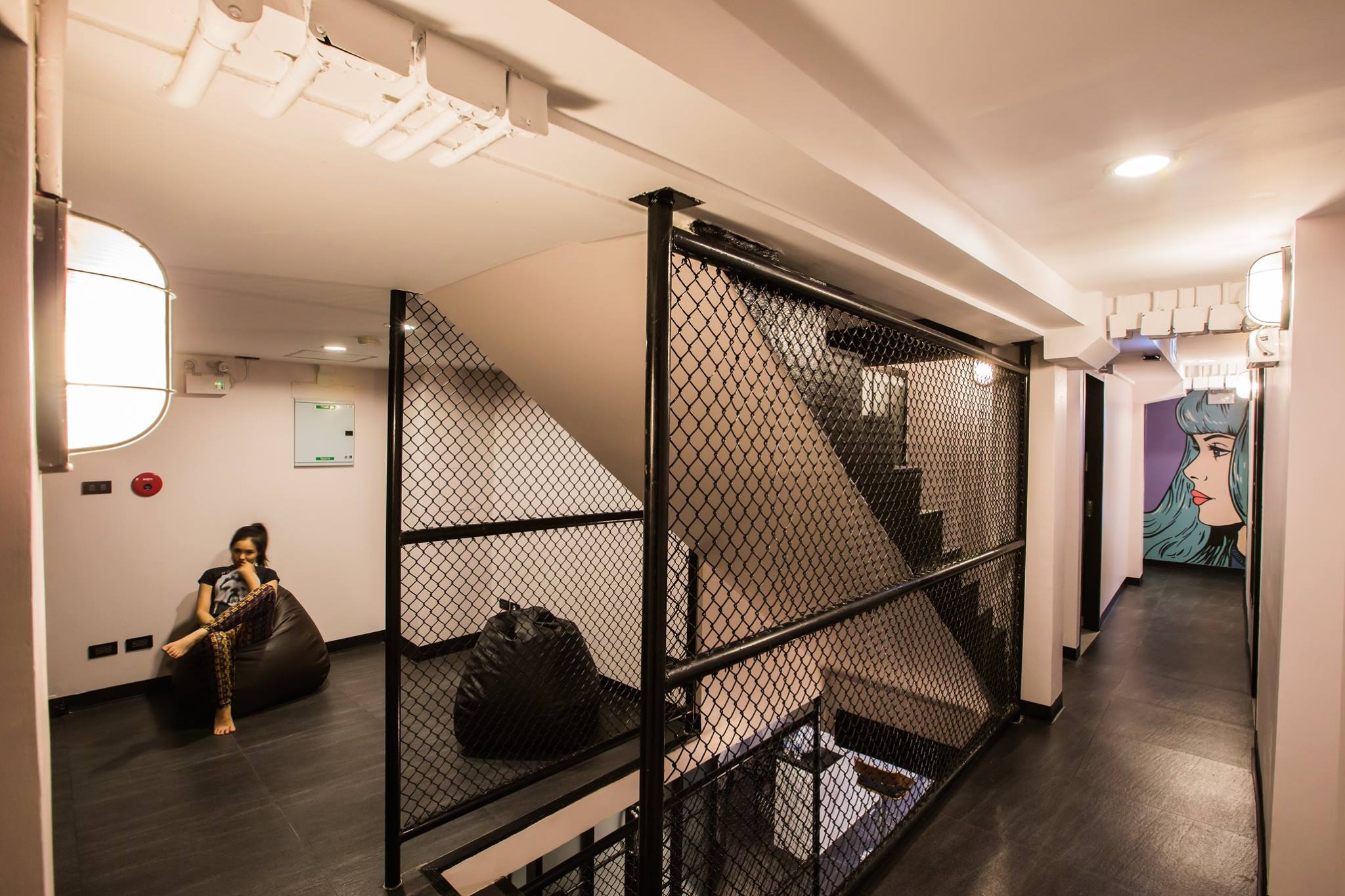 هتل The Blocks Hostel بانگکوک