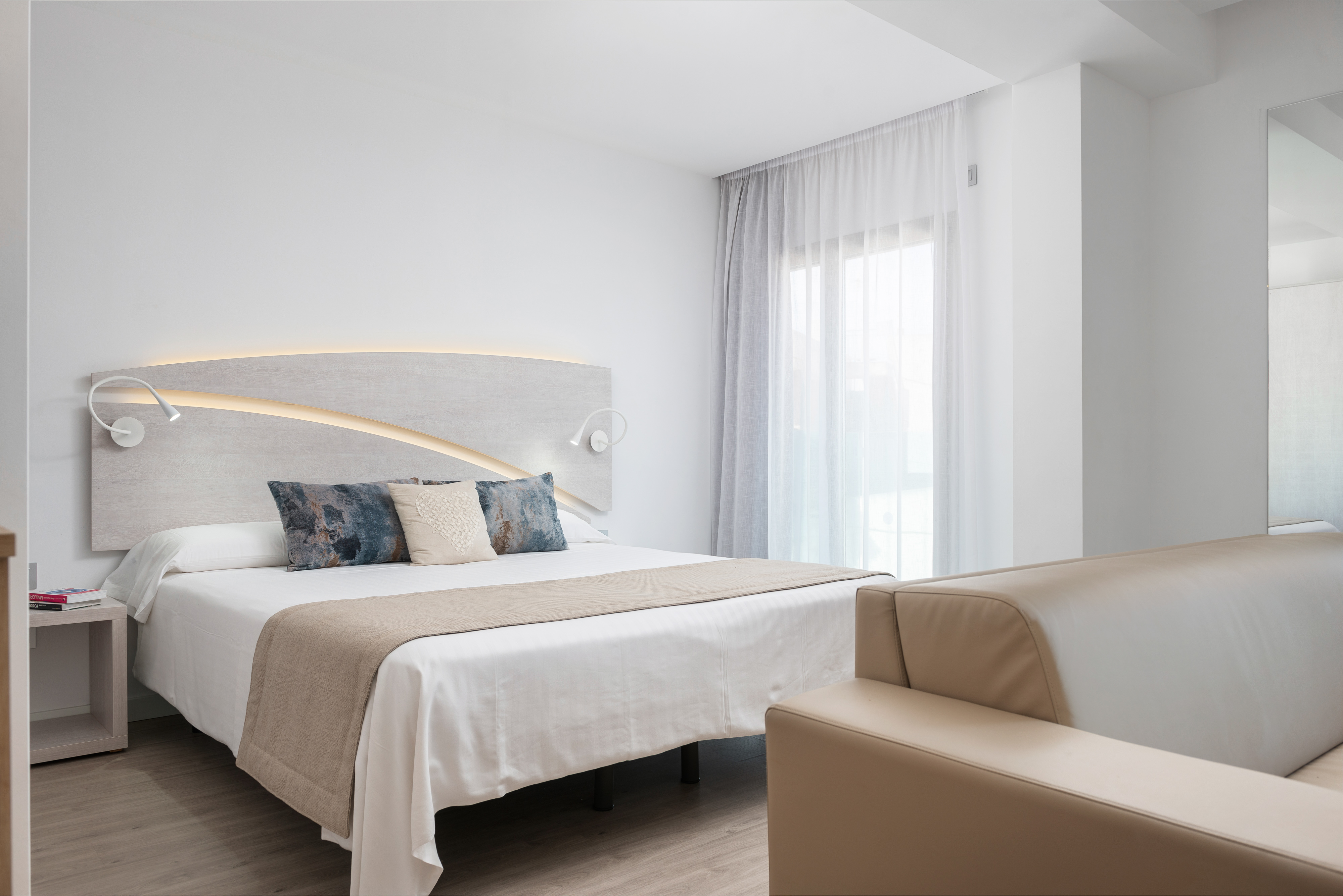 هتل Llaüt Boutique Hotel Can Picafort