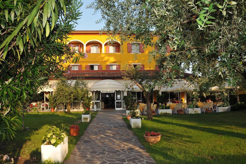 هتل La Quiete Park Manerba del Garda
