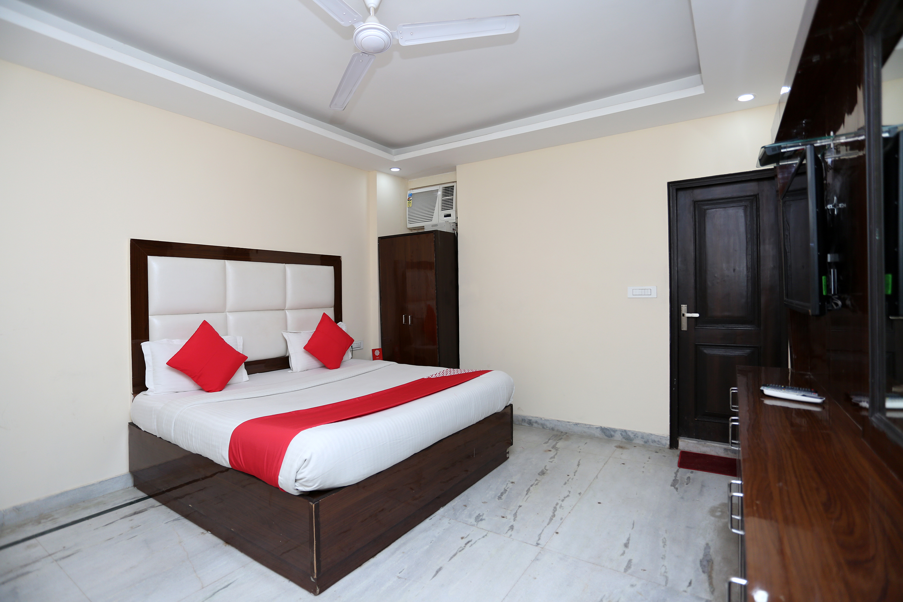 هتل Hotel Le Mount New Delhi